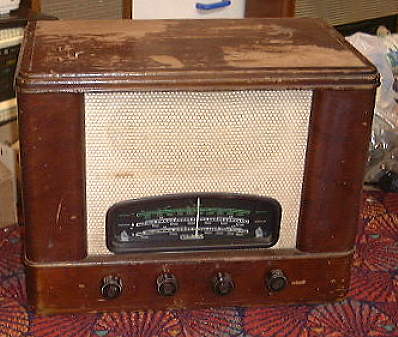 Columbus 44 Radio Before Restoration.