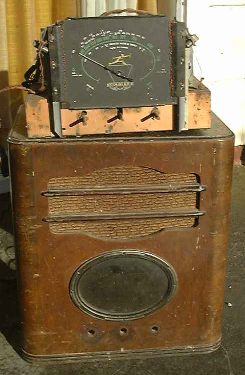 Courier Radio before restoration.