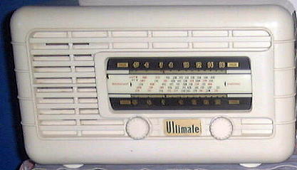 Ultimate Cygnet Bakelite radio.