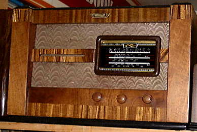 Ultimate Wooden Radio